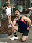 00-worlds-smallest-body-builder