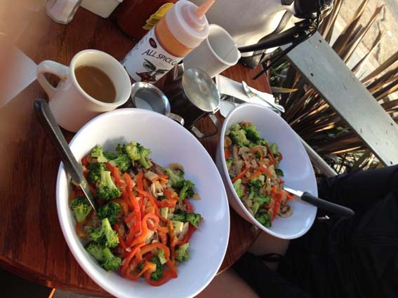 14-Nuria-food.jpg