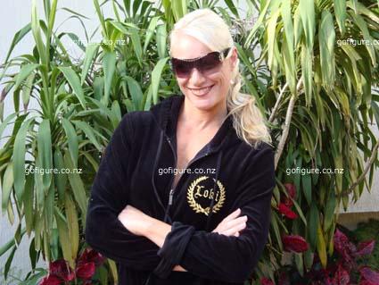 09-LisaB-AprMicksJacket