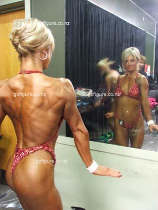 09-NbaMayG-Shelleymirror