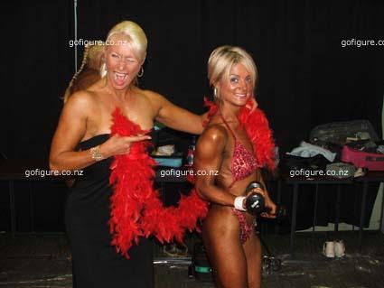 09-NbaMayG-LisaBShelly