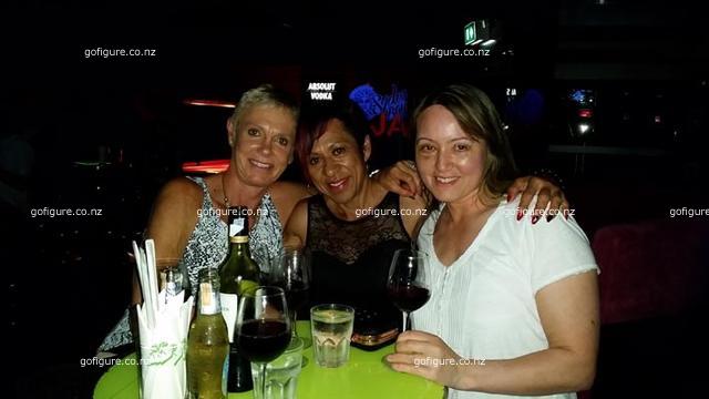 14-Lisa-nightclub.jpg
