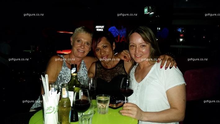 14-Lisa-nightclub.jpg