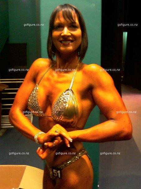 09-Superbod-Kirstinesc