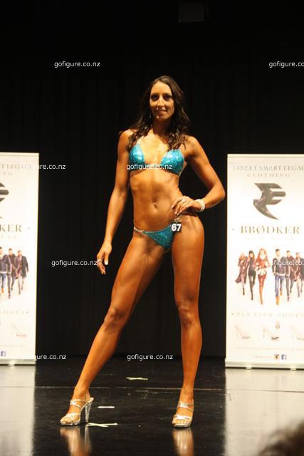 15-INBA-bikini.jpg