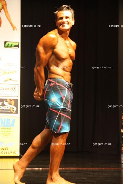 15-INBA-mensP5tri.jpg