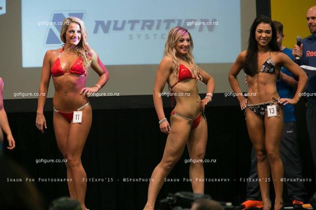 15-expo-girlsline3.jpg