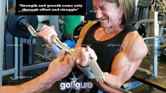 15-Janinebicep copy.jpg