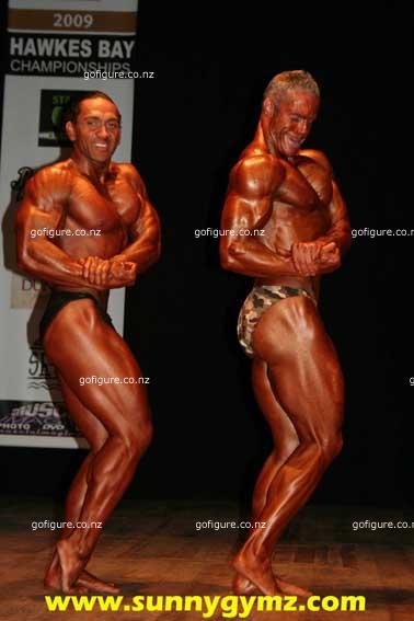 Open Men - Side Chest Pose