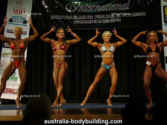 09-Ausnabba-figure-overall