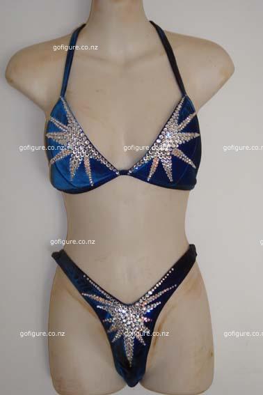 09-LisaB-bikini1