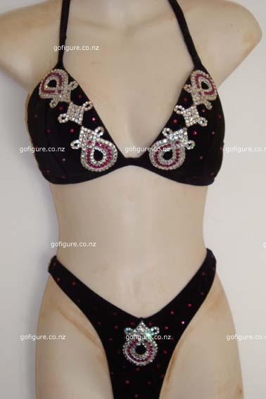 09-LisaB-bikini3