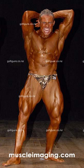 10-Hunk-AronKabs
