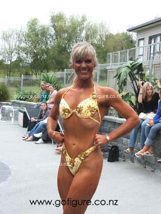 07-bikinikarenmc2