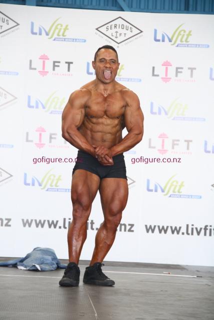 Tony030.JPG