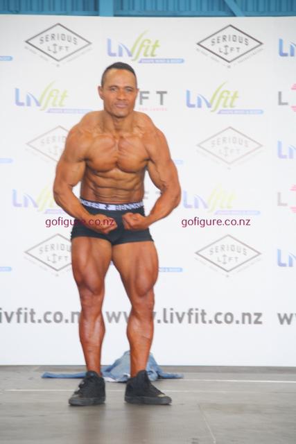 Tony032.JPG
