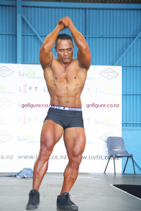 Tony034.JPG