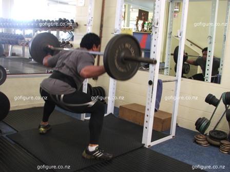 09-TonyJohnsonsquat