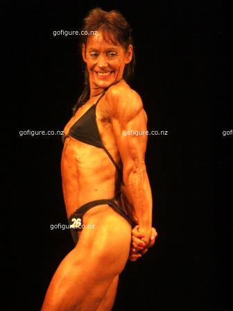 09-EliteW-JulieHtri