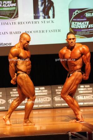 009-NzfNatsN-Mo100tri