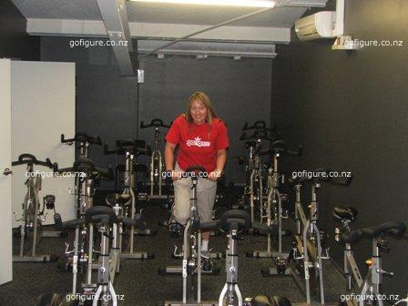 10-HbrFit-spin