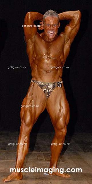 10-Hunk-AronKabs