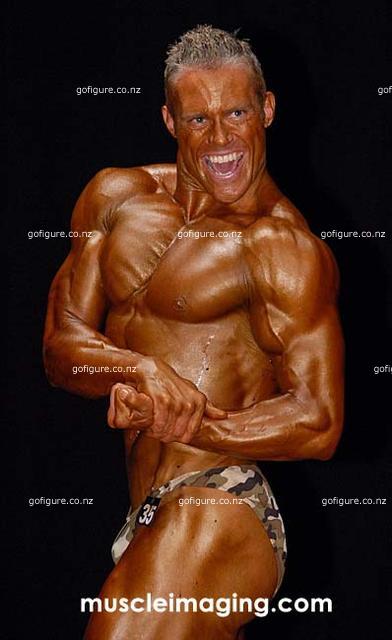 10-Hunk-AronKsc