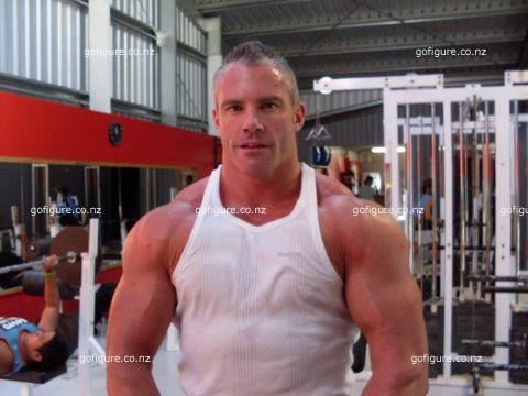 10-Hunk-Aronfrnt