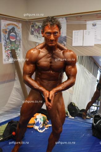 10-WFF-tom