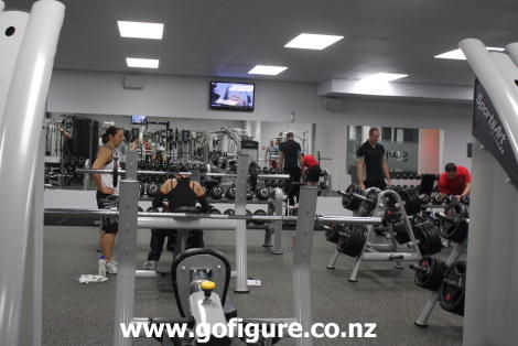 0010-HbrFit-Gym