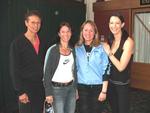 07-NzfCNI-supergirls