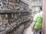 11-Cam-Carving