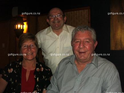 11-PetesBday0015.JPG