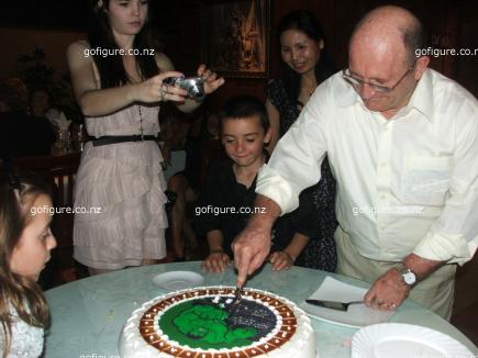 11-PetesBday0031.JPG