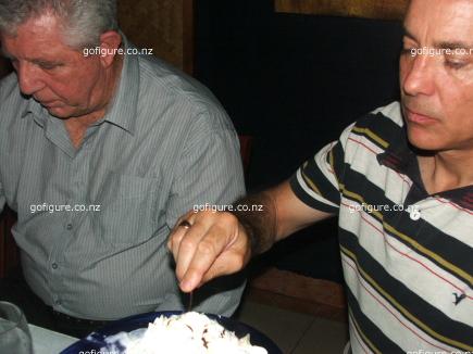 11-PetesBday0034.JPG