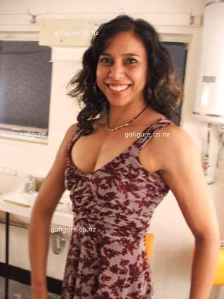 08-NzfWellyG-Farah