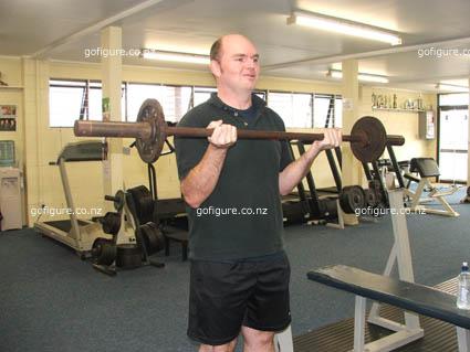 08-ExerKev-Barbell1