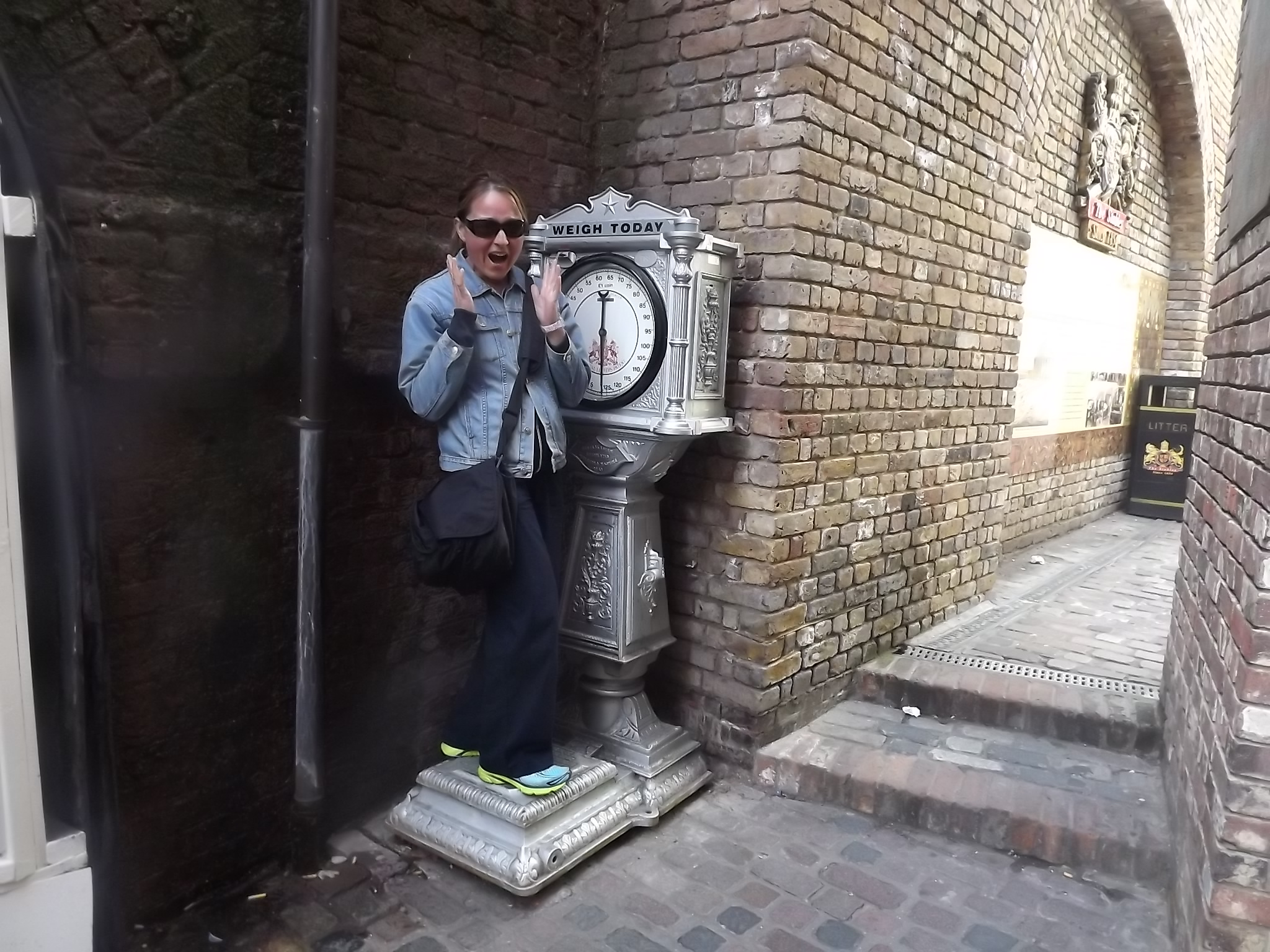 00-London-lisa.JPG