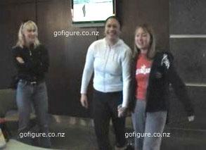 08-SuperGWelly-girls