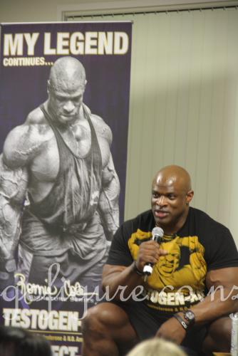 12-RonnieColeman-11May0010.JPG