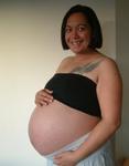 12-JuliaN-pregnant.jpg