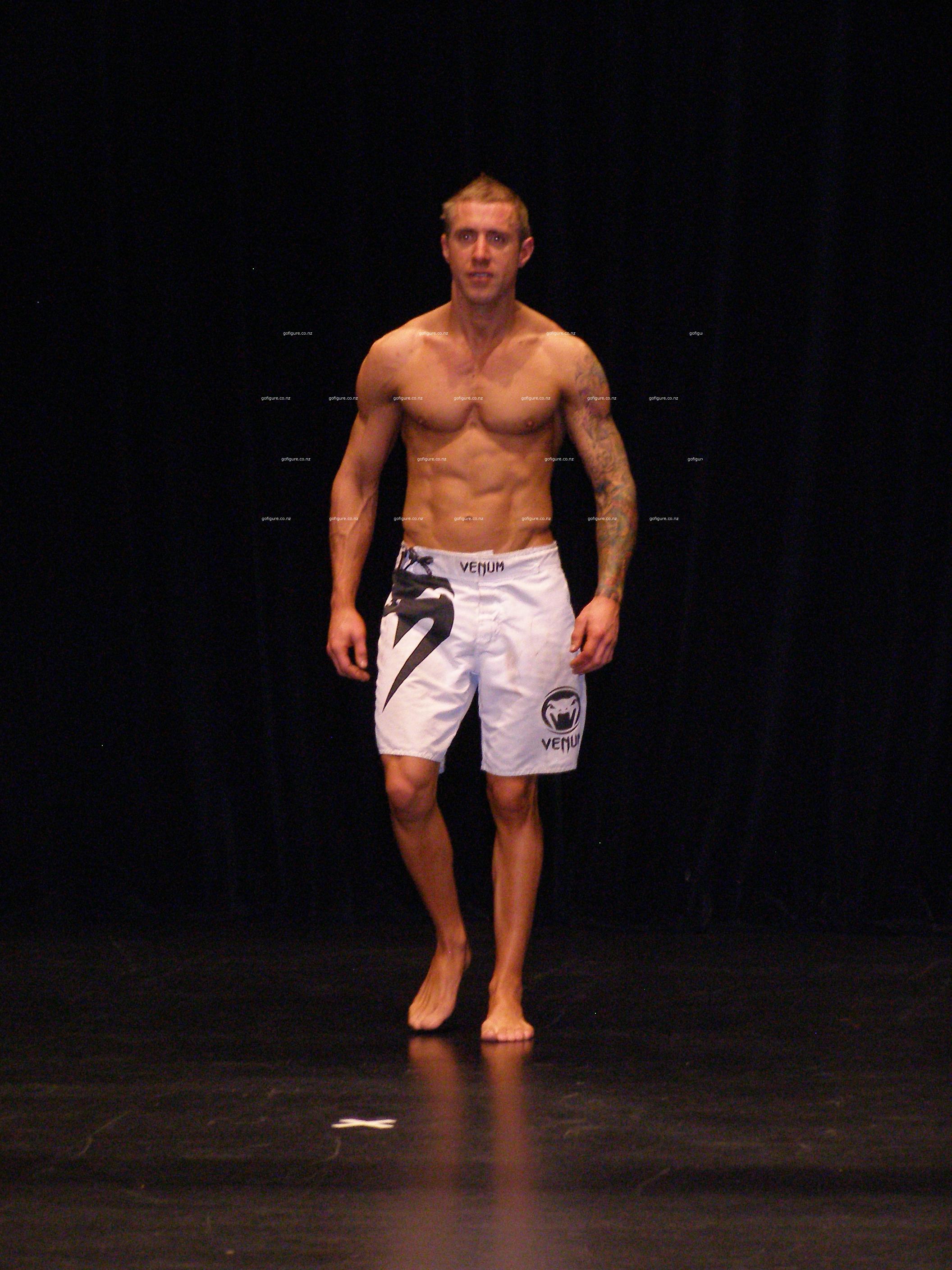 12-NbaSthIs-FitnessMan.JPG