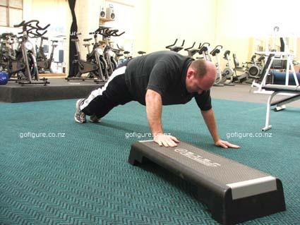 08-ExerKev-Pushup