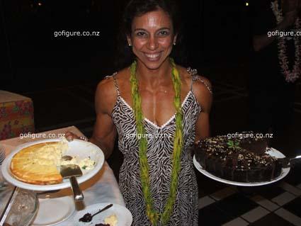 08-SamoaFarahcake