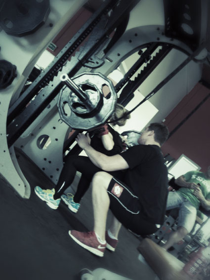 12-NuriaEx-Training.squat.jpg