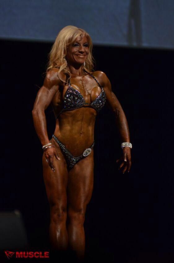 13-FitX-Kristystage.jpg