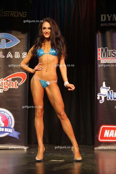 13-NZIFBBchch-bikiniOall