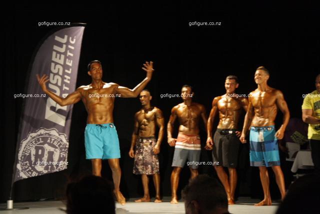 13-GoFigureShow0395