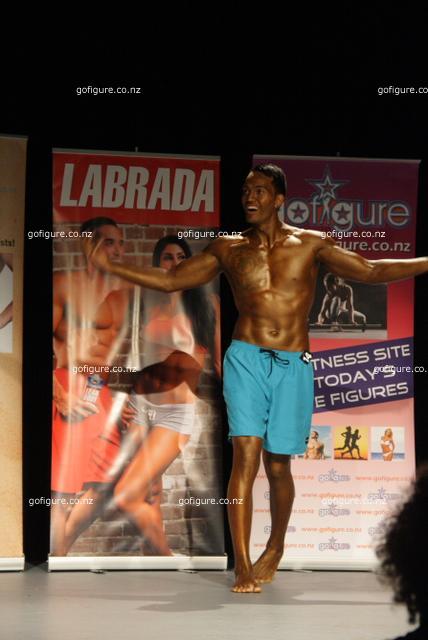 13-GoFigureShow0398