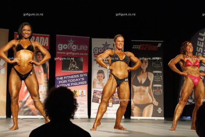 13-GoFigureShow0663